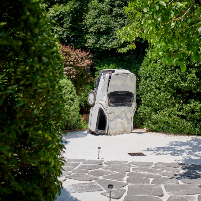 The Hottest Complex Cultural Space with Peaches